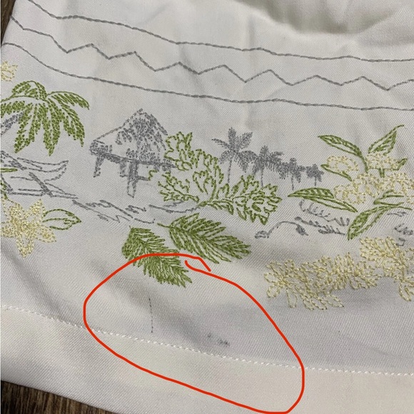 Tommy Bahama Mens XL 2 Button Shirt Bundle Floral Embroidered Camp Hawaiian Silk - Picture 11 of 11